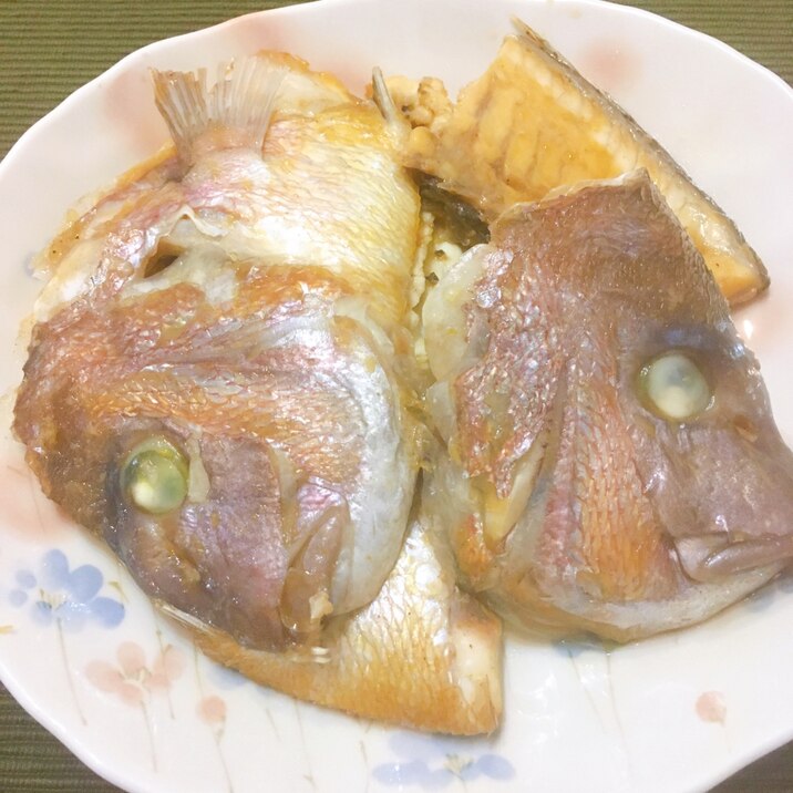 春の瀬戸内の恵み☆鯛アラの甘辛煮♪